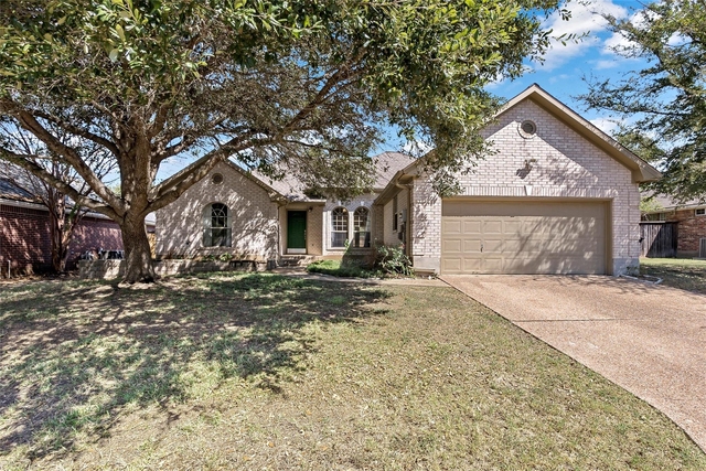 2920 Mirrormere Circle - Photo 1