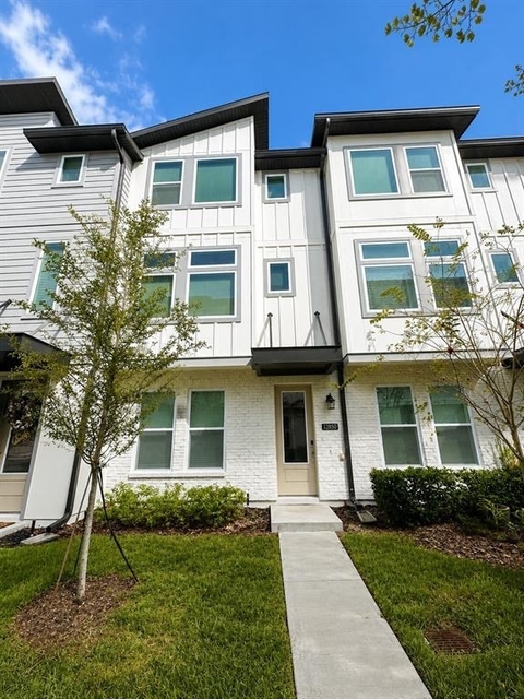 12850 Gabor Avenue - Photo 1