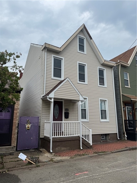 1130 Goettman St - Photo 1