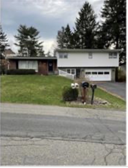 425 E Benita Boulevard - Photo 1