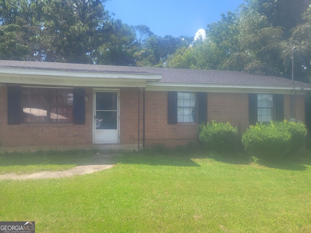 1100 N Reddick Road - Photo 1