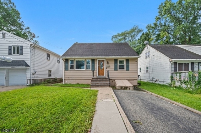 30 Carlson Pl - Photo 1