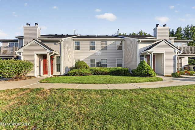 398 Hampton Place - Photo 1