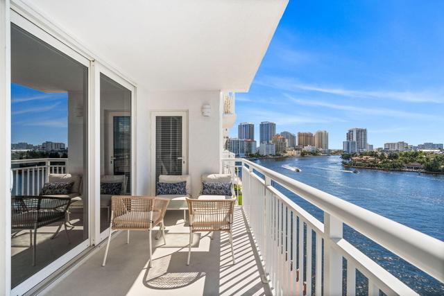 511 Bayshore Drive - Photo 1