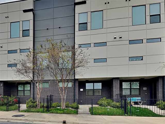 1625 Hickory Street - Photo 1