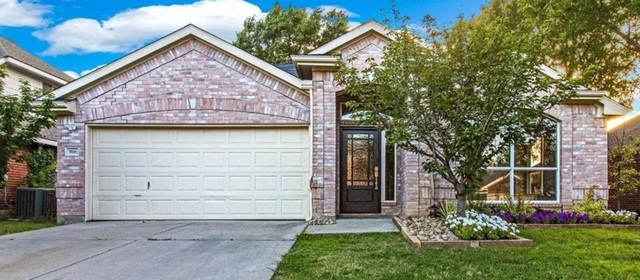 7608 Sunburst Trail - Photo 1