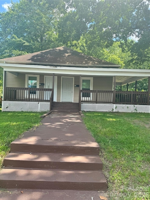 617 Pinoca Street - Photo 1