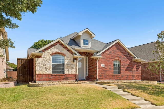 1964 Camelot Drive - Photo 1