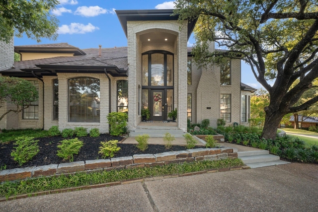100 Krohn Court - Photo 1