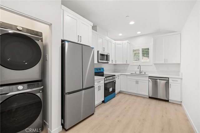 15030 Hesby Street - Photo 1