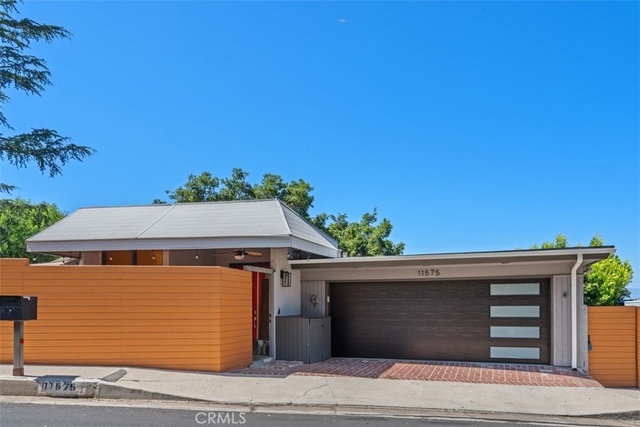 11575 Sunshine Terrace - Photo 1
