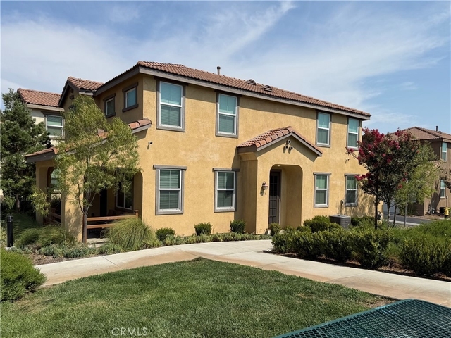 2116 Lavender - Photo 1