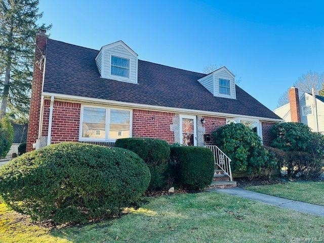 7 Beatrice Avenue - Photo 1