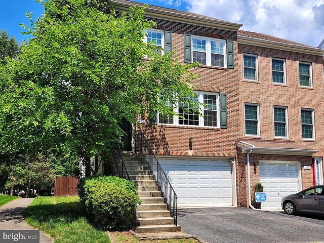 13906 Gothic Drive - Photo 1