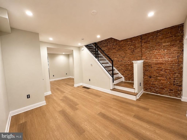 6534 N Lambert Street - Photo 1