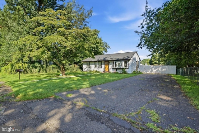 409 River Road - Photo 1