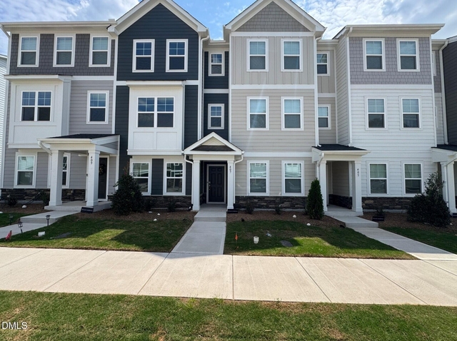 407 Deercroft Drive - Photo 1