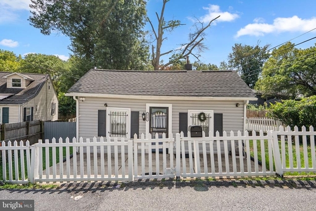5001 Fable Street - Photo 1