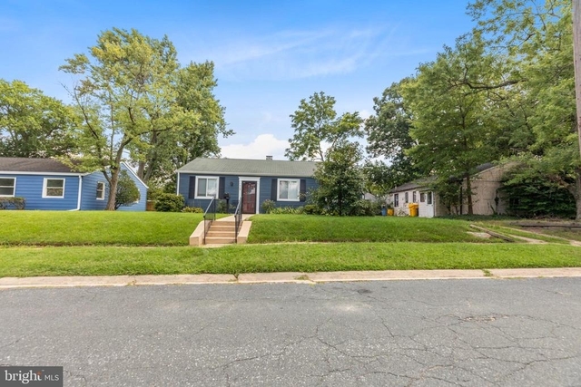 719 Cotter Road - Photo 1