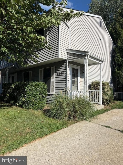 1623 Secretariat Drive - Photo 1