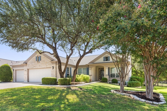 808 Armstrong Dr - Photo 1