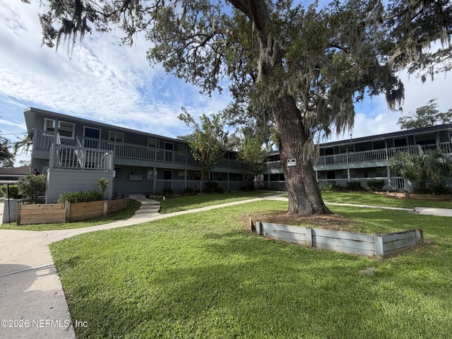 1040 Bert Road - Photo 1