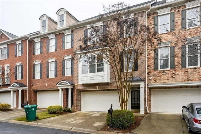 600 Vinings Estates Drive Se - Photo 1