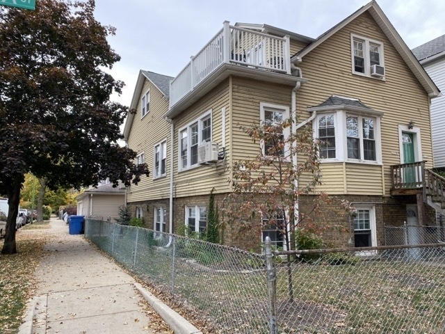 3136 N Paulina Street - Photo 1