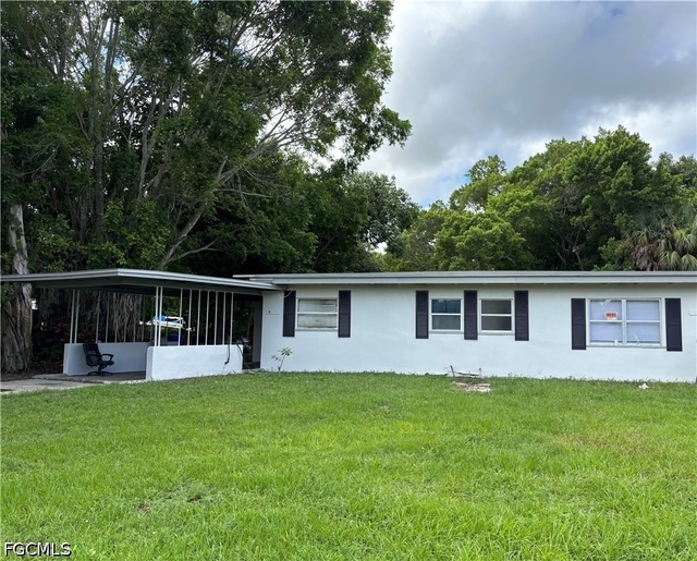 4048 Edgewood Avenue - Photo 1
