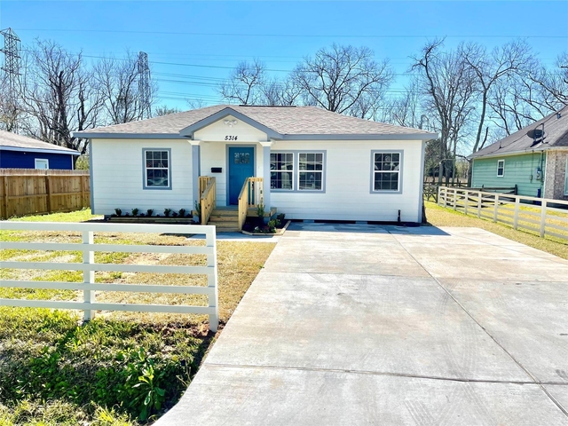 5314 Wenda Street - Photo 1