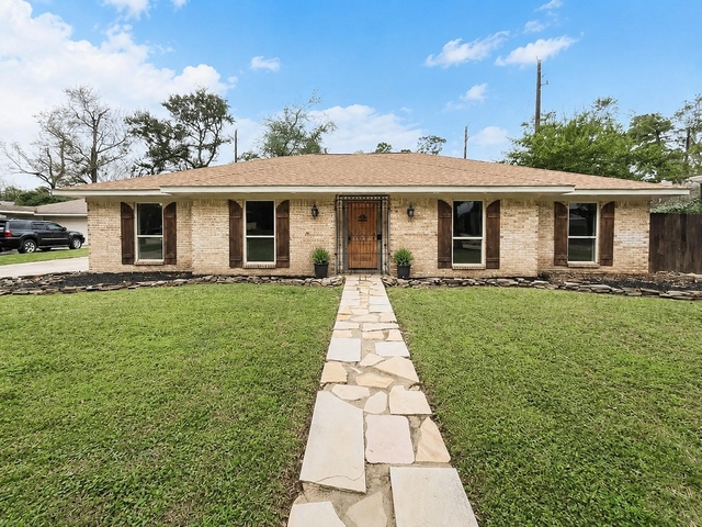25419 Elm Creek Drive - Photo 1
