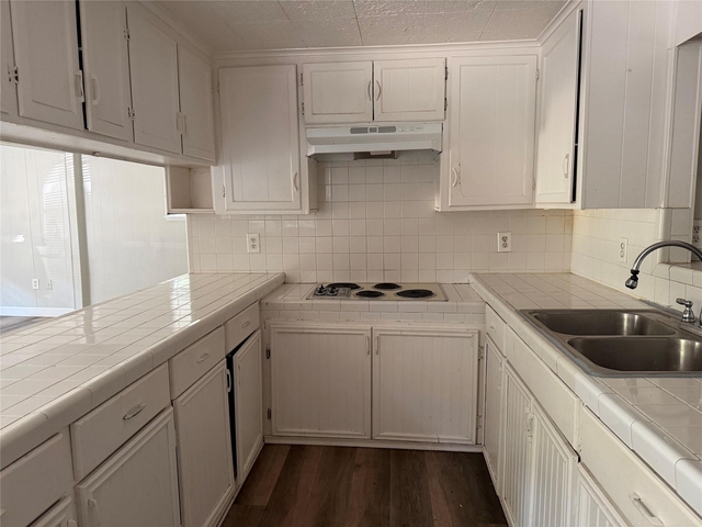 16423 Stinson Lane - Photo 1