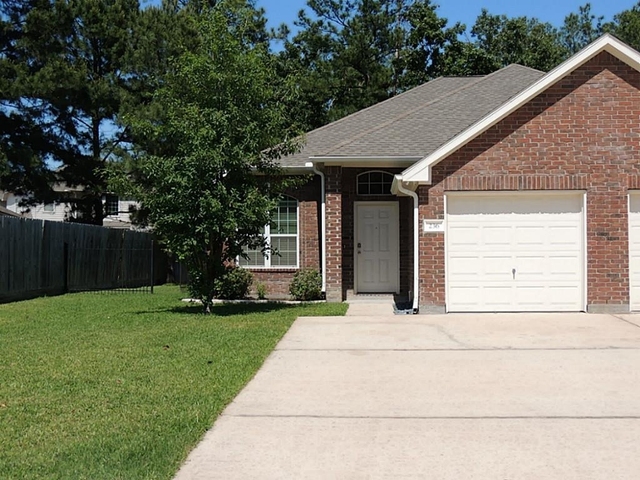 236 Canterbury Drive - Photo 1