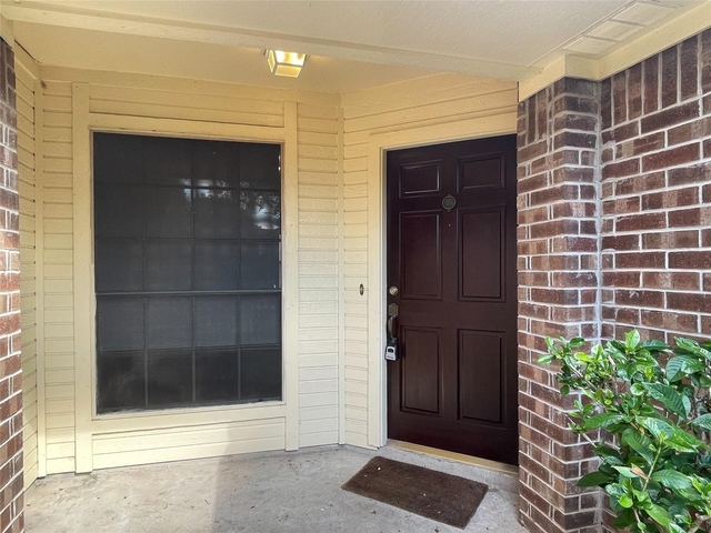 15631 Pilgrim Hall Drive - Photo 1