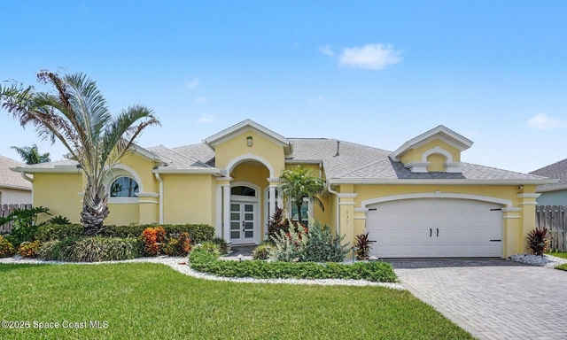 139 Cambridge Court - Photo 1