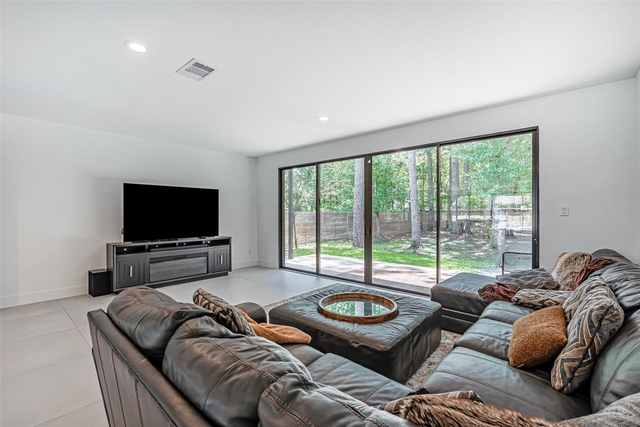 1601 Beech Drive - Photo 1