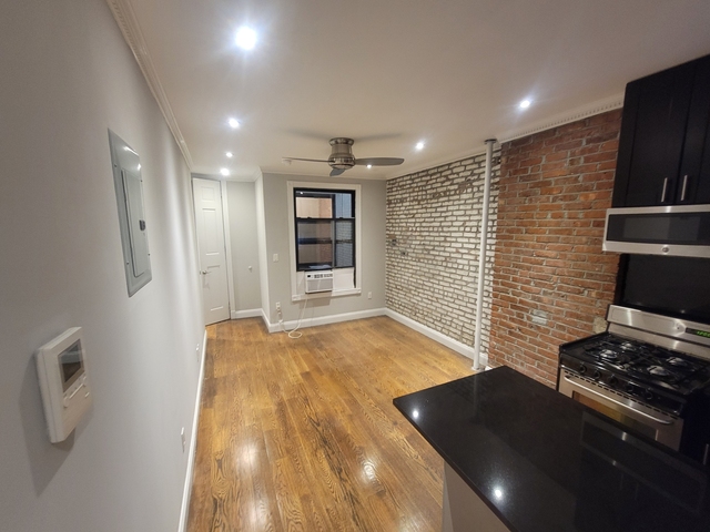 436 West 52nd Street - Photo 1