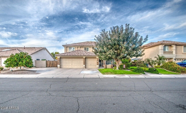 3904 E Leah Court - Photo 1