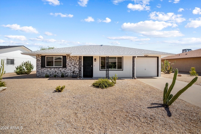 12543 W Parkwood Drive - Photo 1