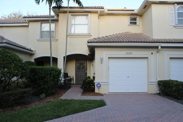 13394 Georgian Court - Photo 1