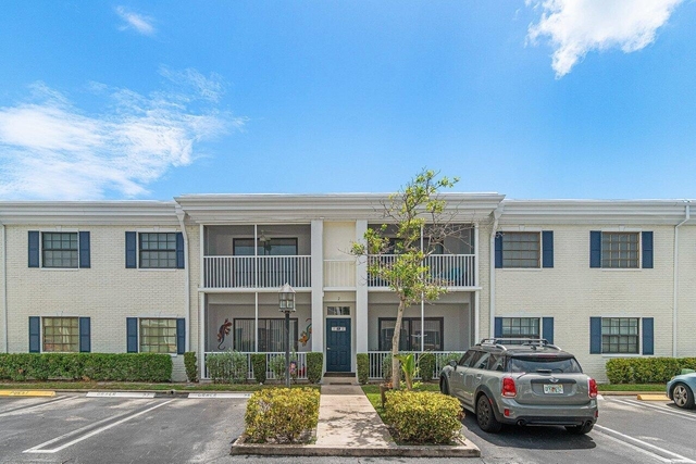 120 Cypress Club Drive - Photo 1