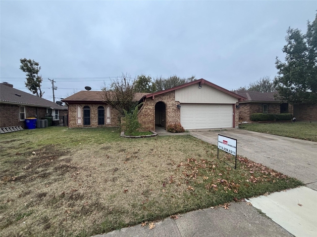 5916 Birchill Road - Photo 1