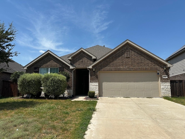 2520 Wallingford Drive - Photo 1