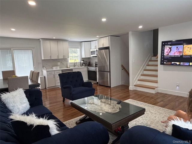 3426 Gomer Street - Photo 1