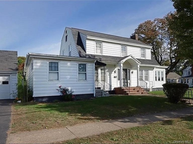 601 Wadsworth Street - Photo 1