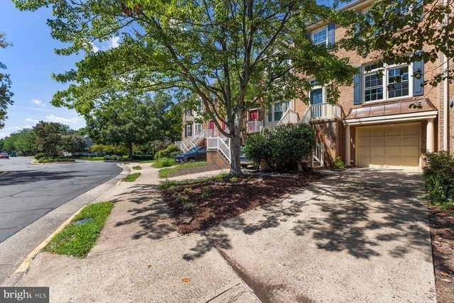 5142 Woodford Drive - Photo 1