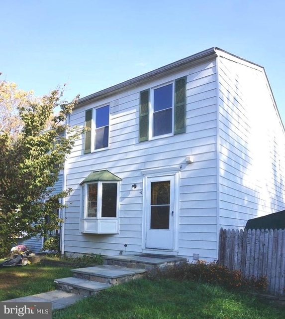 19 Shady Spring Place - Photo 1