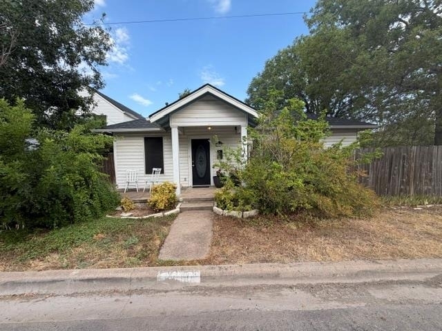5410 Woodrow Ave - Photo 1
