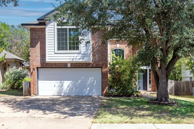 1310 Strickland Dr - Photo 1
