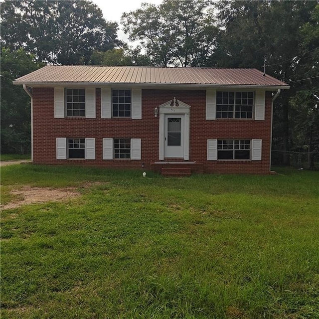 423 Alabama Avenue - Photo 1